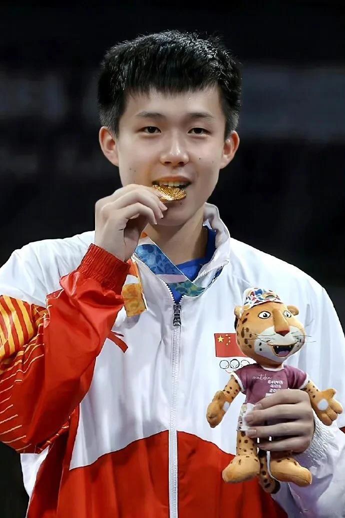 中国运动员夺得冠军，引发热议