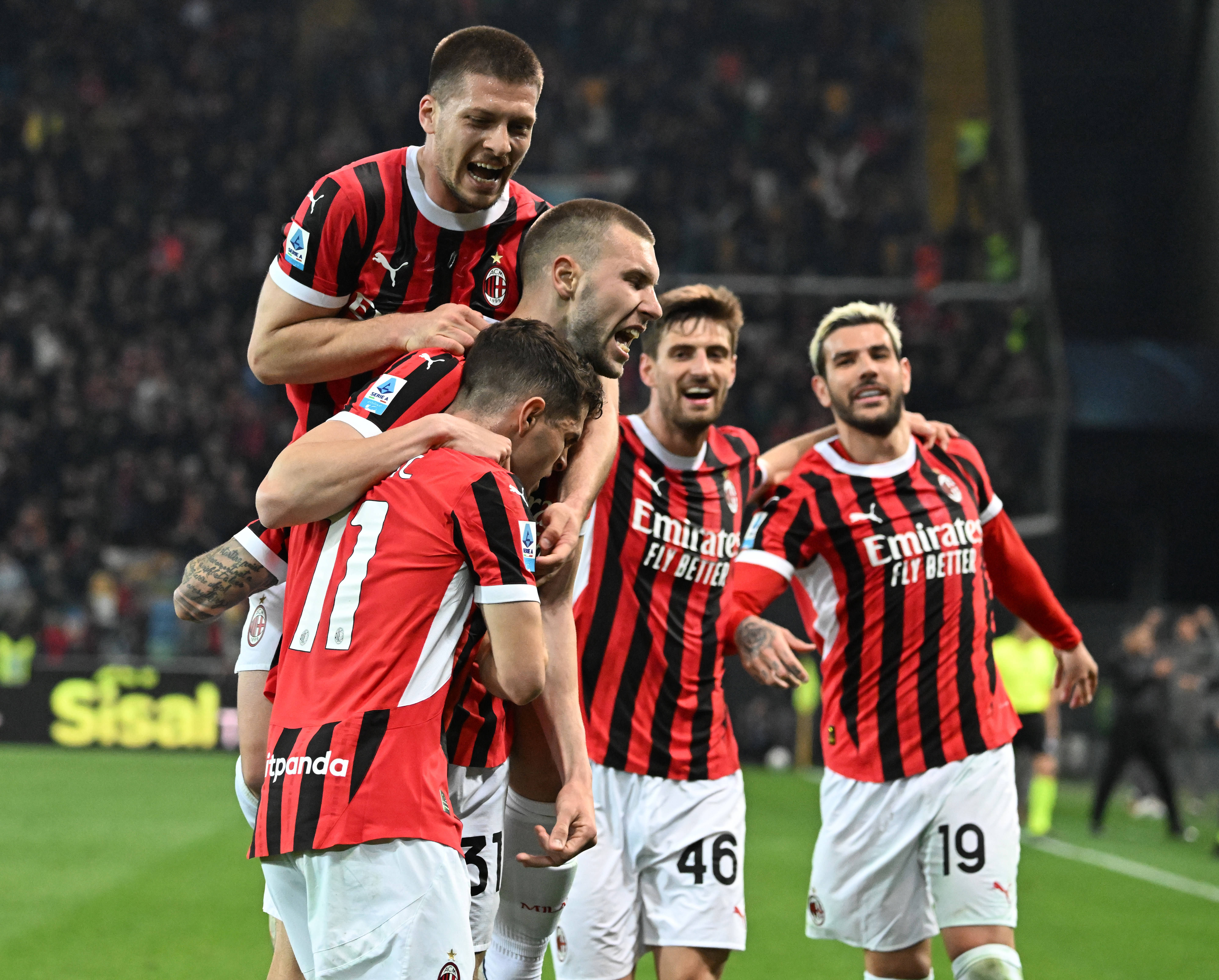 开云APP-包含意甲球队引进新外援,引发球迷讨论的词条