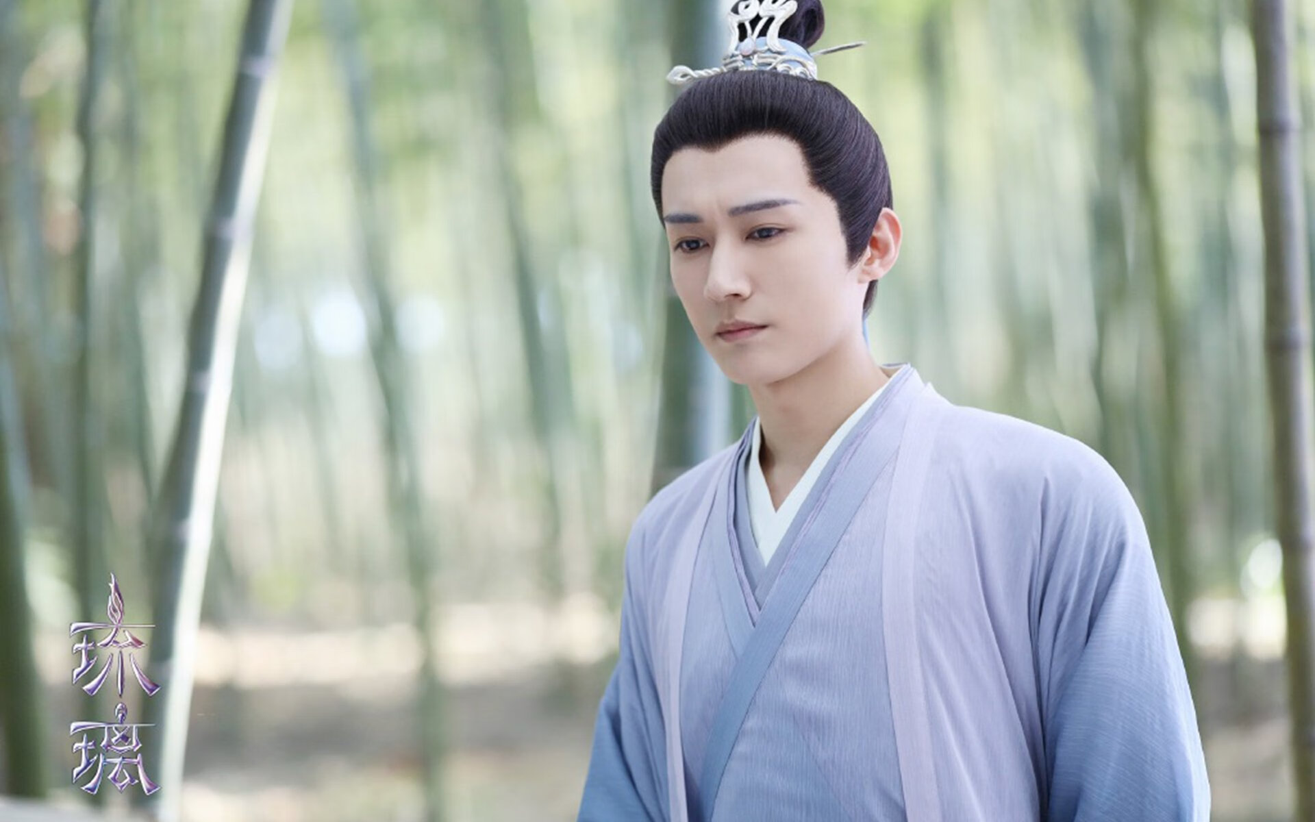 绿茵的双极焰火，当哈兰德个体伟力遭遇波兰式集体生存