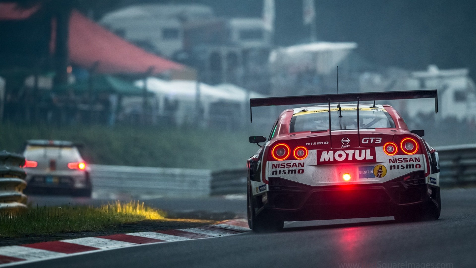 开云APP-当黄金遇见钢铁，一次非虚构的哲思